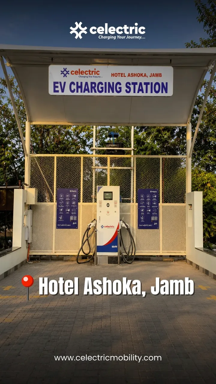 Hotel Ashoka Jamb