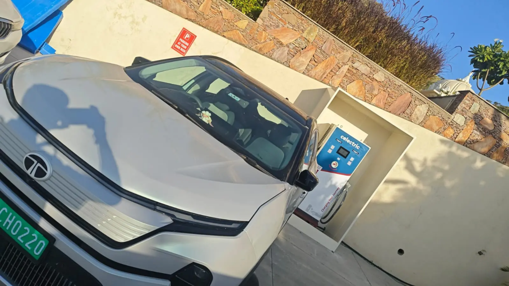 EV Charging Station Wyndham Garden Udaipur-3